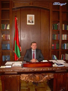 in visita al ministro degli Esteri - Vladimir Yastrebchak