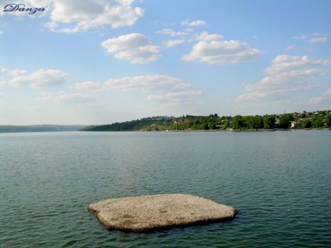 vista sul Nistru, dal ponte dell'idrocentrale