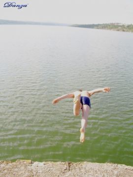 un tuffo in Nistru...dal ponte dell'idrocentrale un tuffo in Nistru...dal ponte dell'idrocentrale